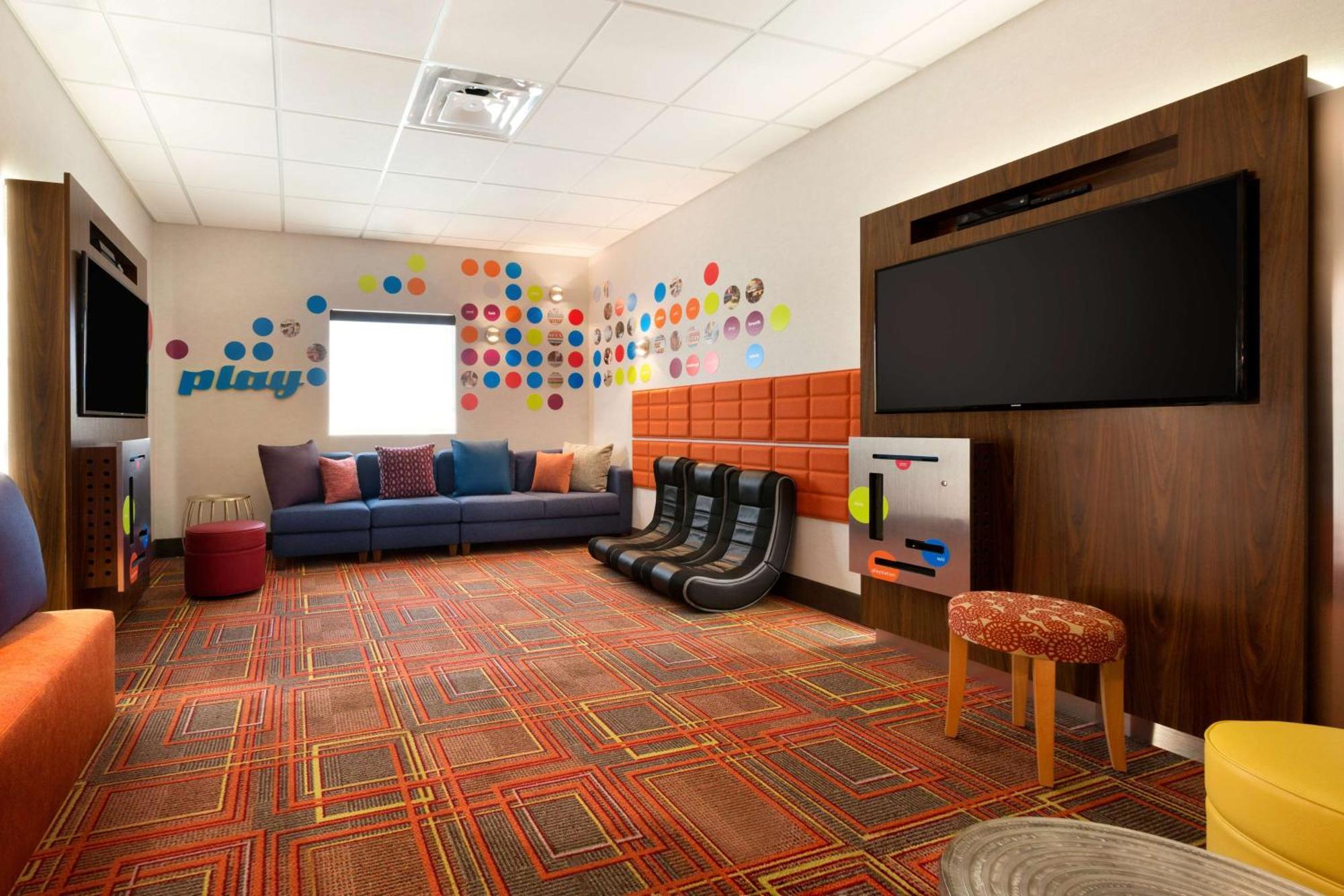 Home2 Suites By Hilton Glendale Westgate Eksteriør billede
